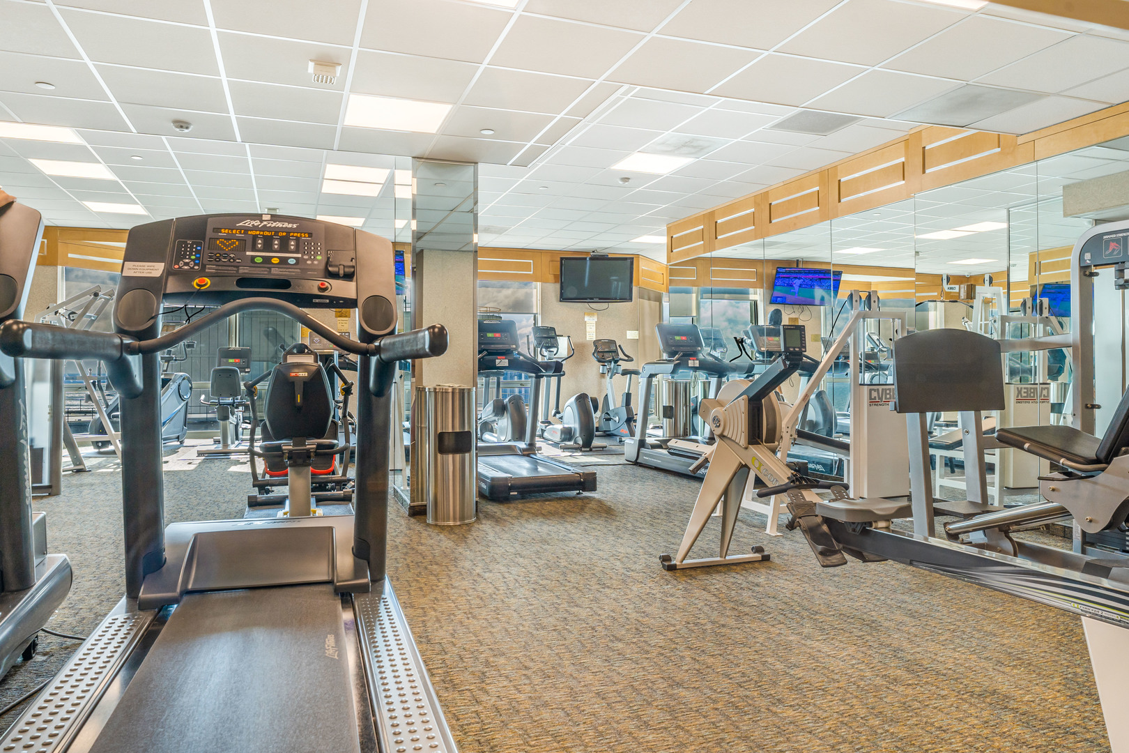 195 N Hbr Dr #4105 Chicago, IL 60601