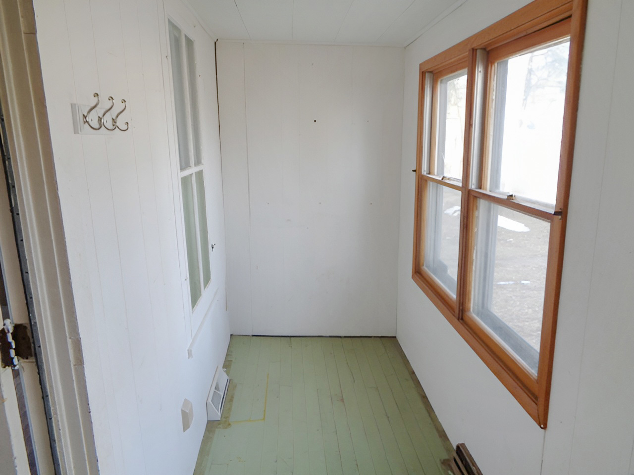 304 N 4th St Oregon, IL 61061