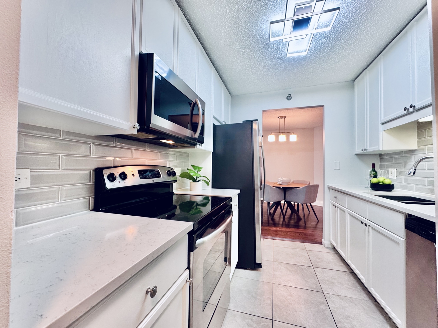 195 N Hbr Dr #2709 Chicago, IL 60601