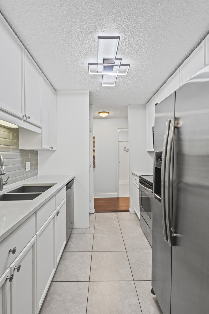 195 N Hbr Dr #2709 Chicago, IL 60601