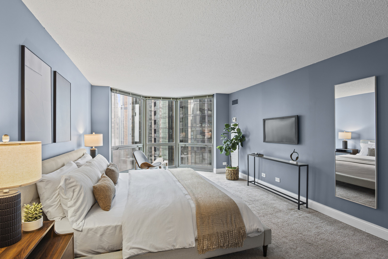 195 N Hbr Dr #2709 Chicago, IL 60601