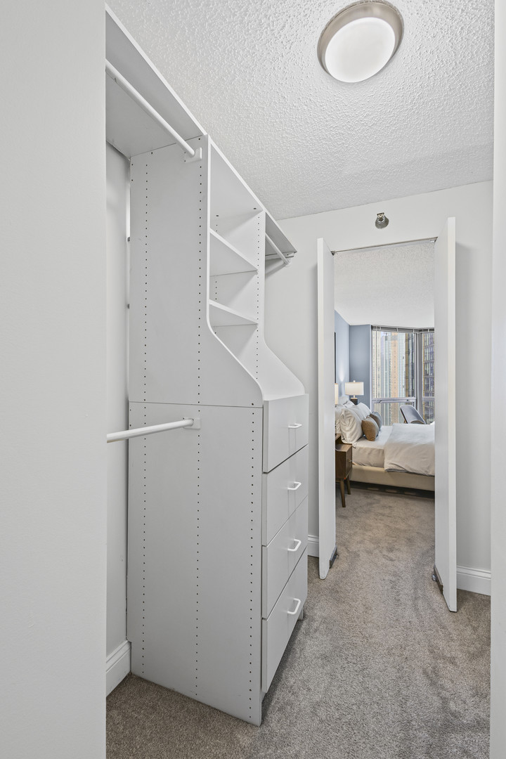 195 N Hbr Dr #2709 Chicago, IL 60601