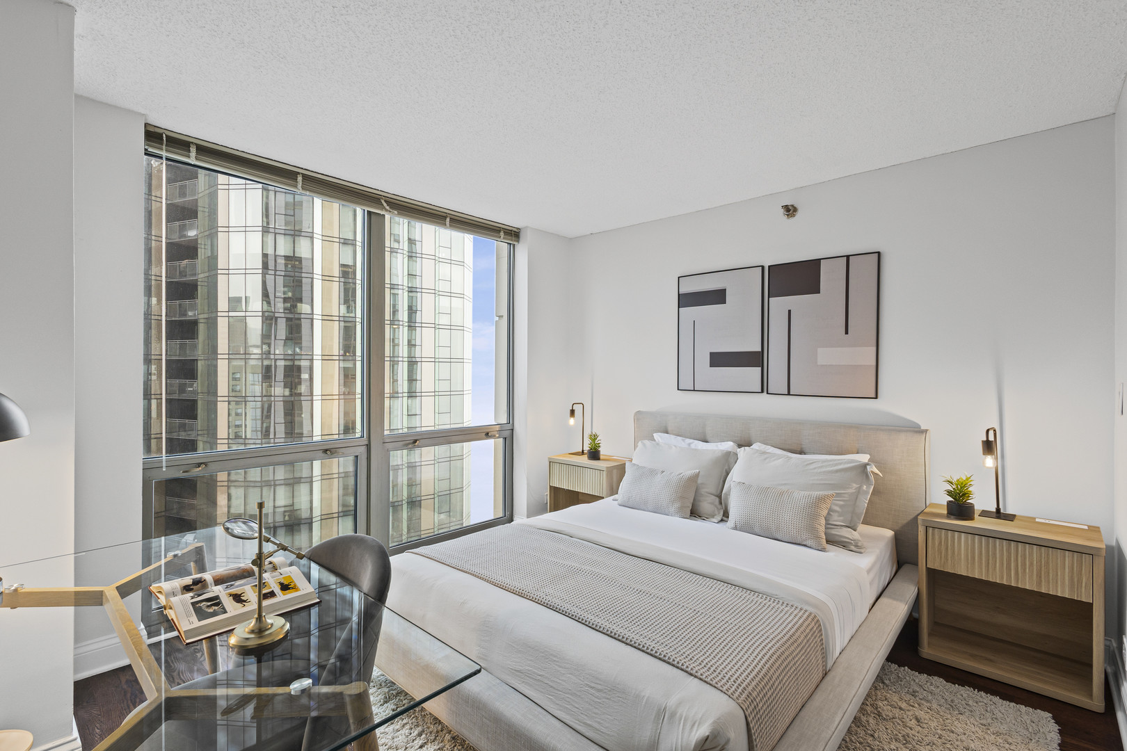 195 N Hbr Dr #2709 Chicago, IL 60601