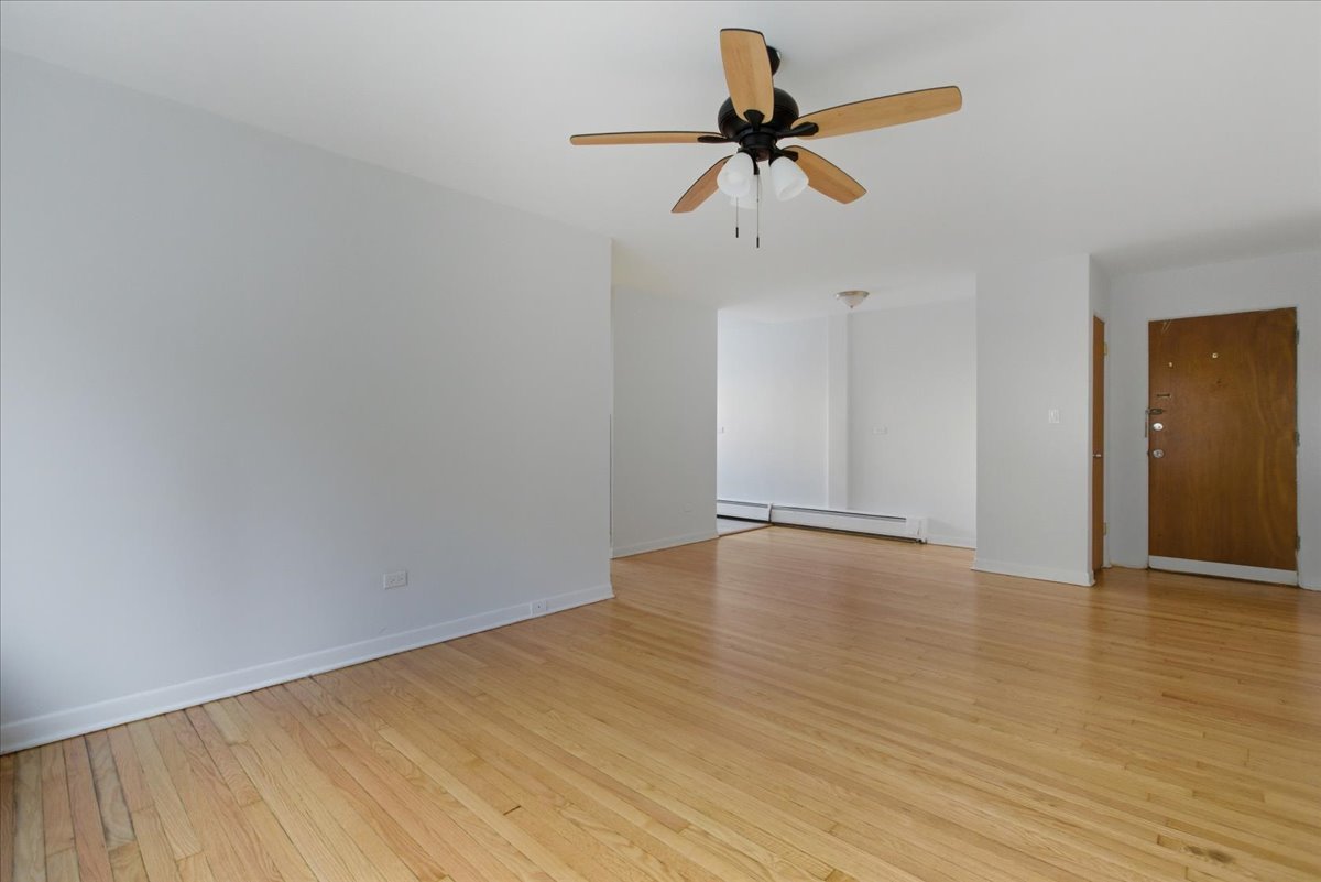 6721 N Hermitage Ave #2C Chicago, IL 60626