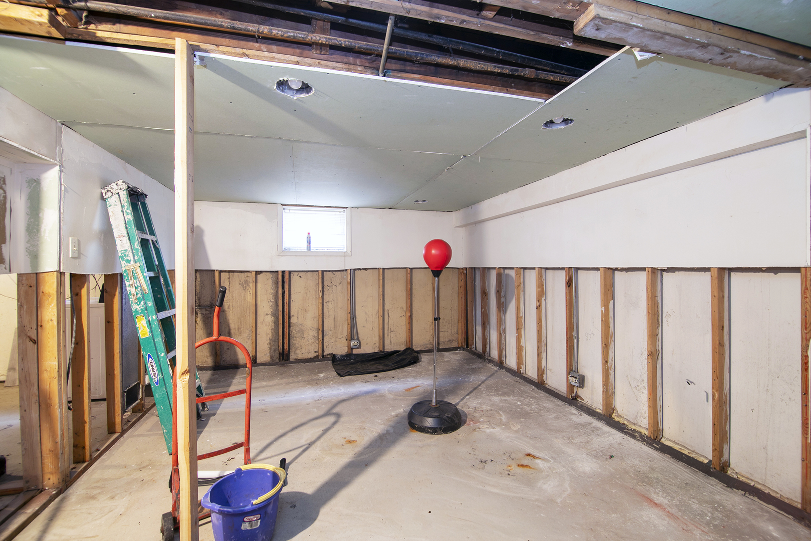 13707 S Atlantic Ave Riverdale, IL 60827