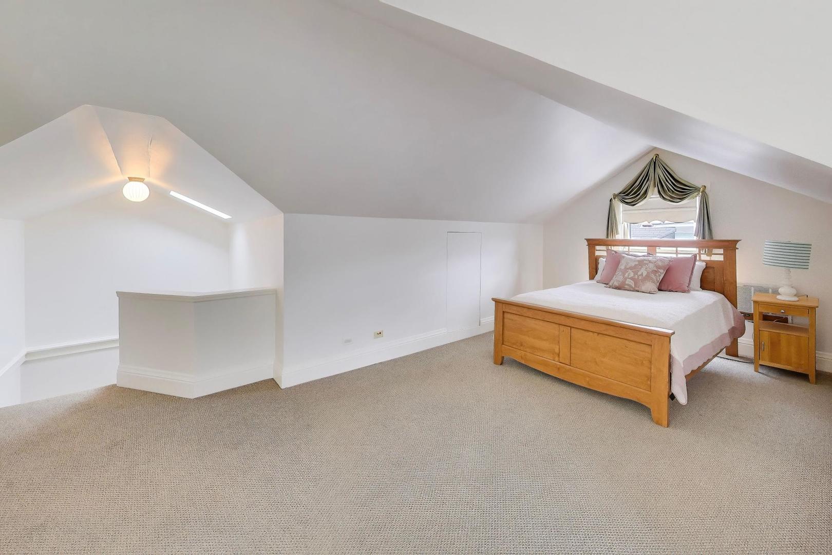 1232 Elmwood Ave Wilmette, IL 60091