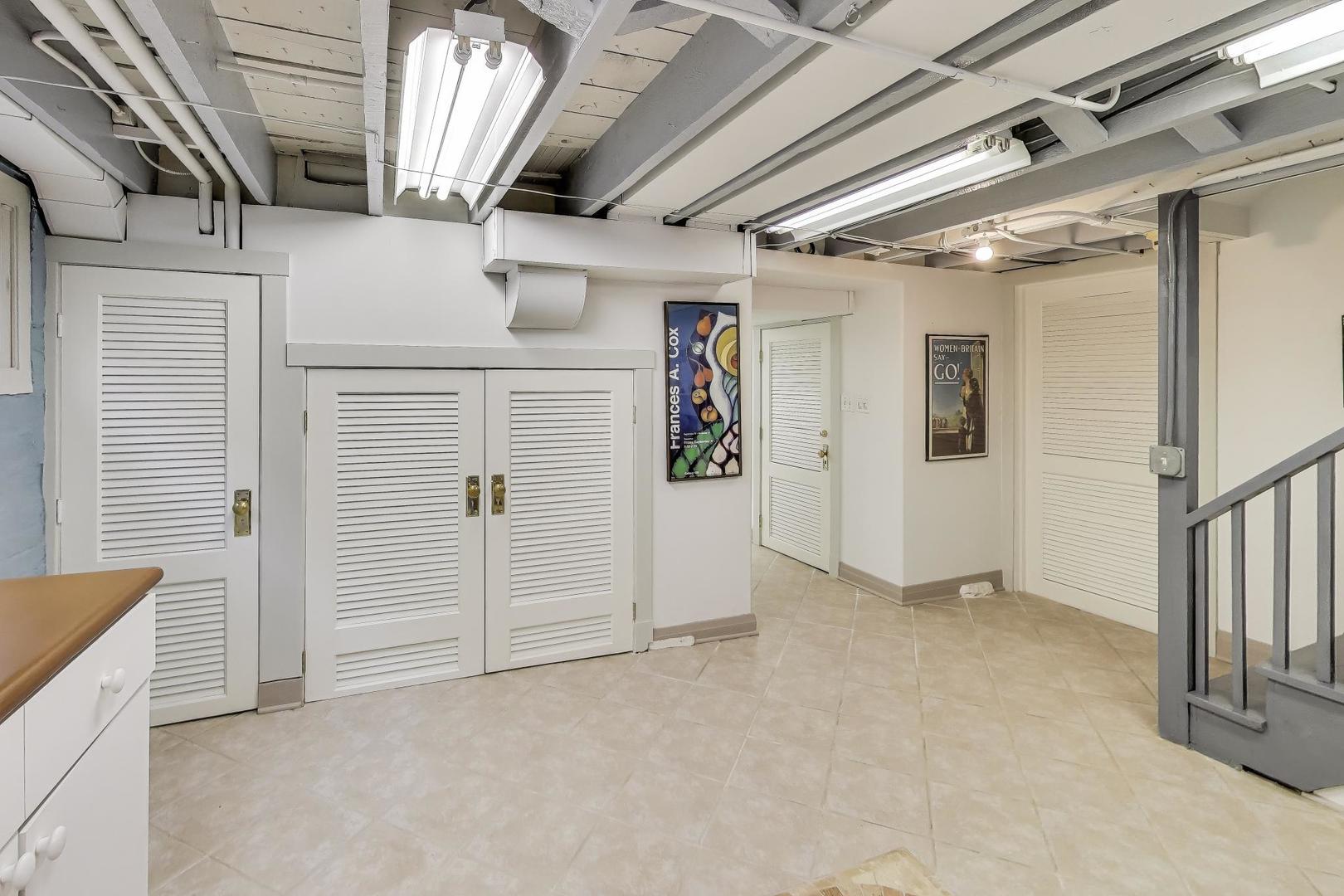 1232 Elmwood Ave Wilmette, IL 60091