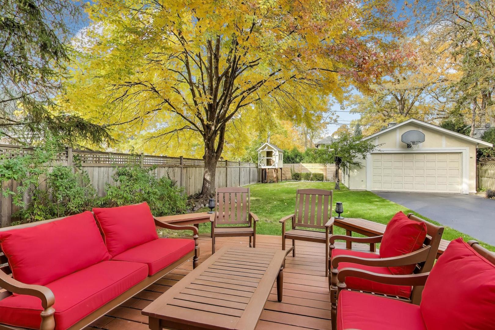 1232 Elmwood Ave Wilmette, IL 60091