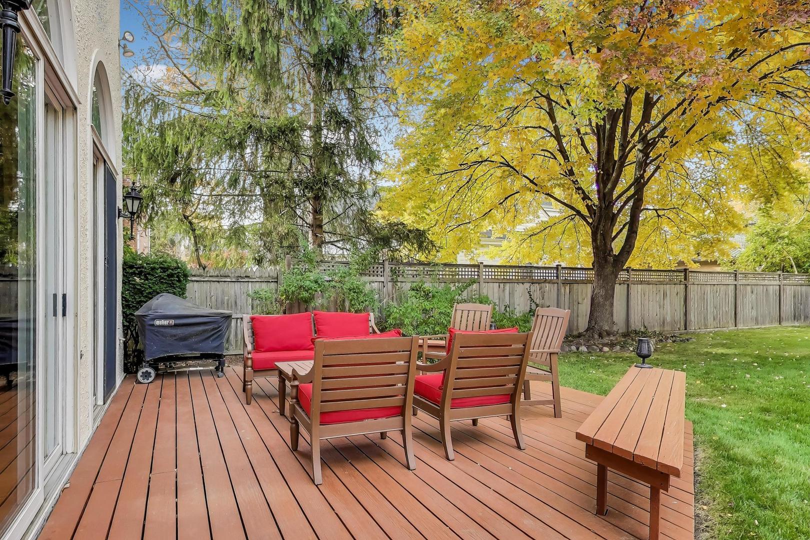 1232 Elmwood Ave Wilmette, IL 60091