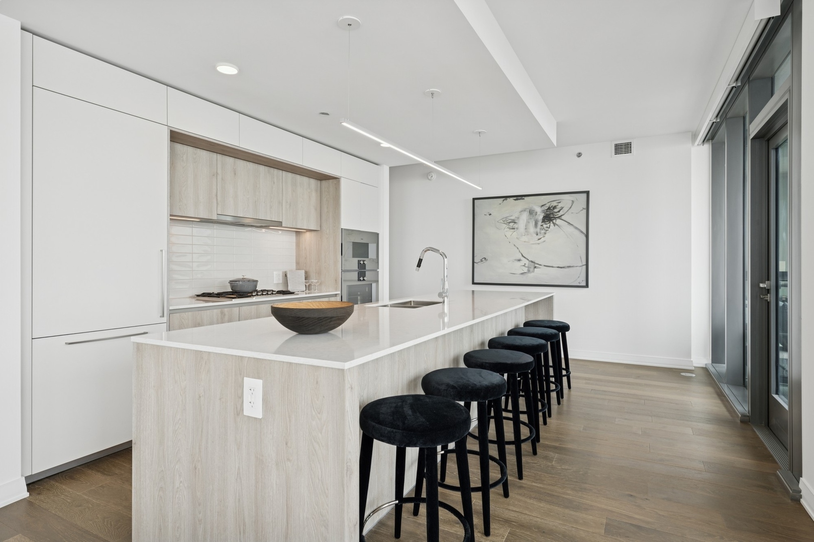 211 N Hbr Dr #1802 Chicago, IL 60601