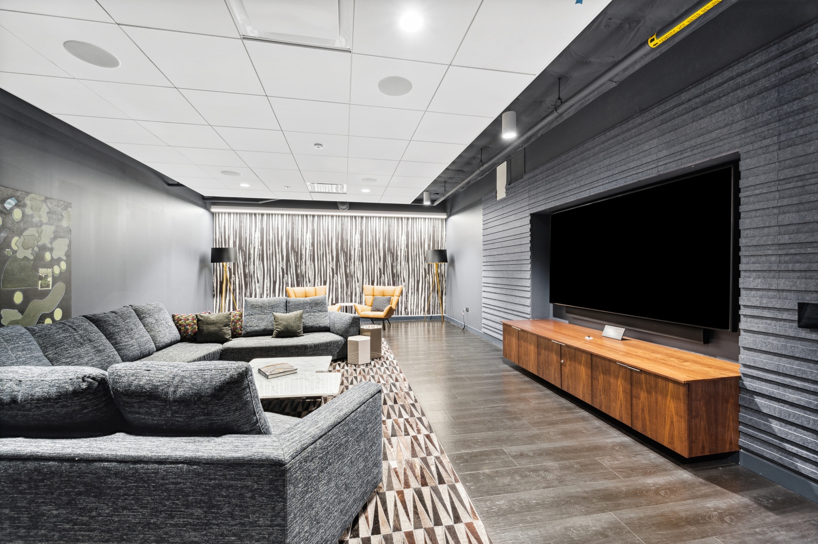 211 N Hbr Dr #706 Chicago, IL 60601