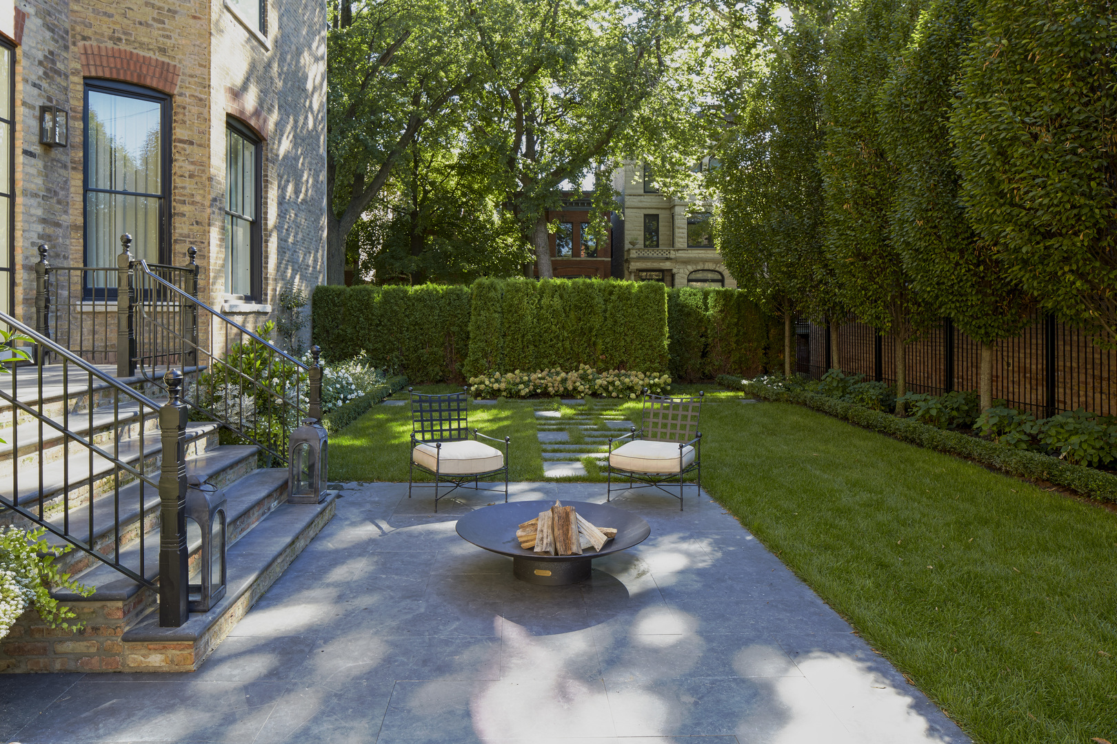 2026 N Kenmore Ave Chicago, IL 60614