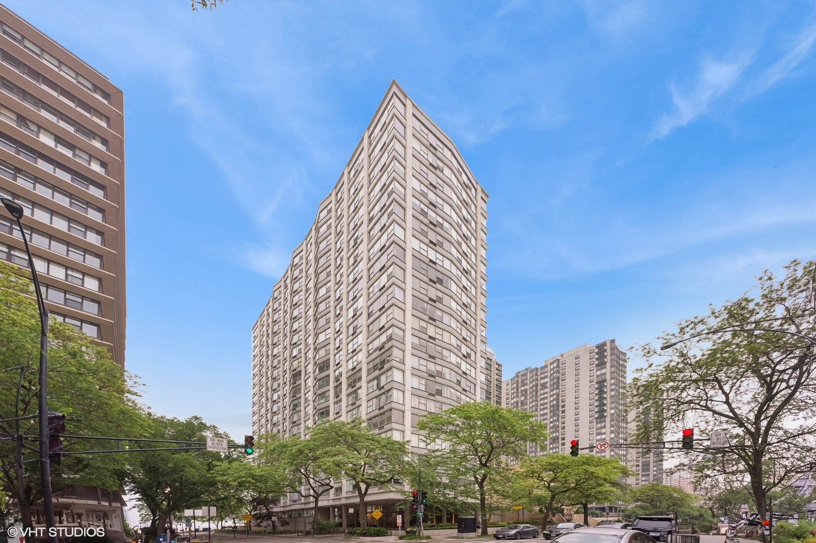 5757 N Sheridan Rd #20J