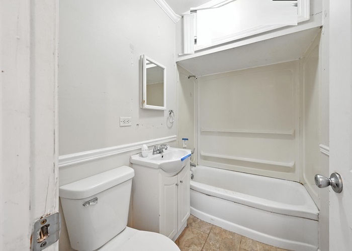 3310 Highland Ave Berwyn, IL 60402