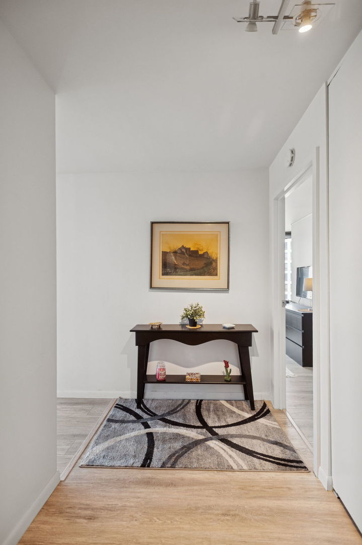 155 N Hbr Dr #1613 Chicago, IL 60601