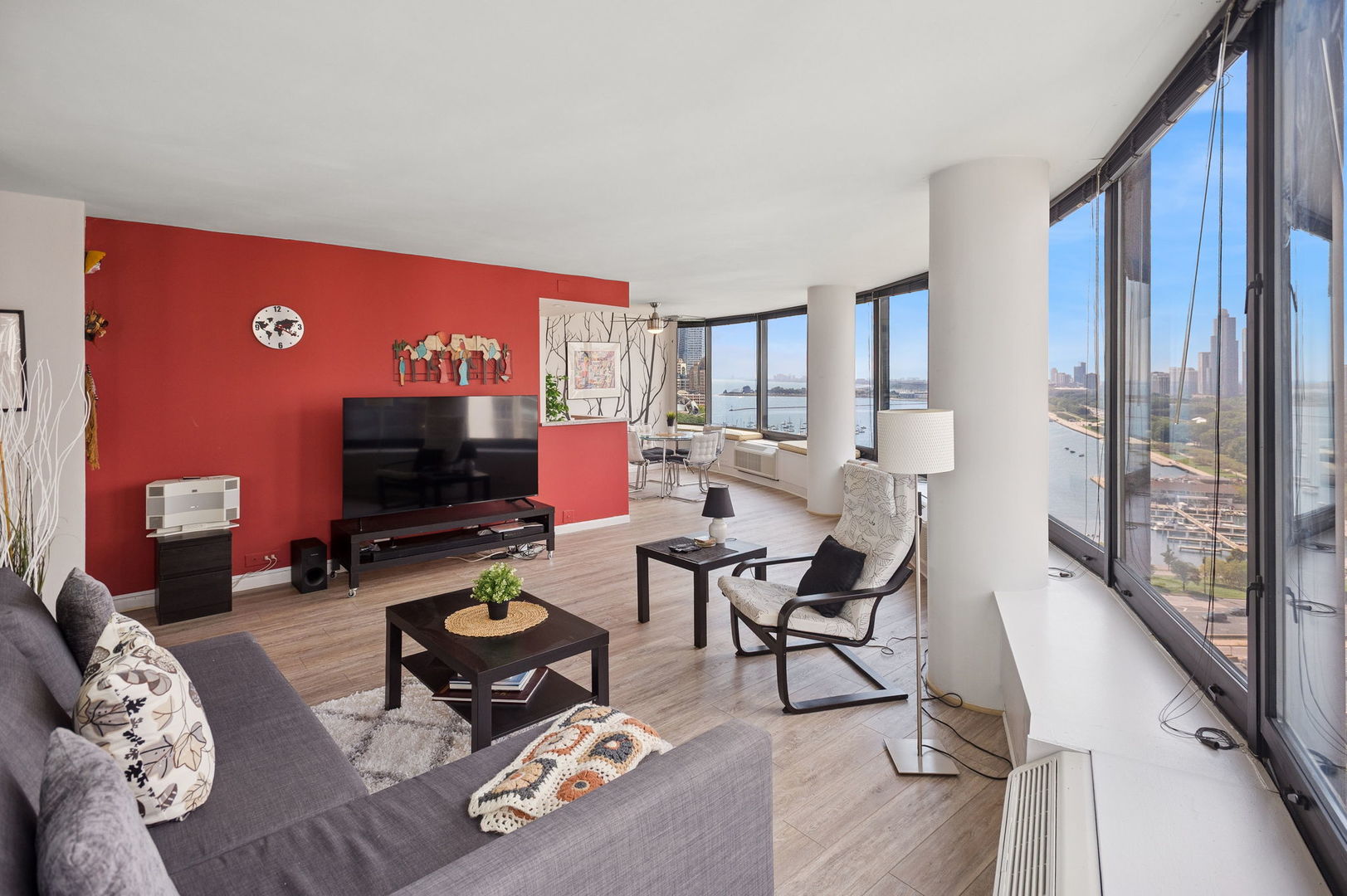 155 N Hbr Dr #1613 Chicago, IL 60601