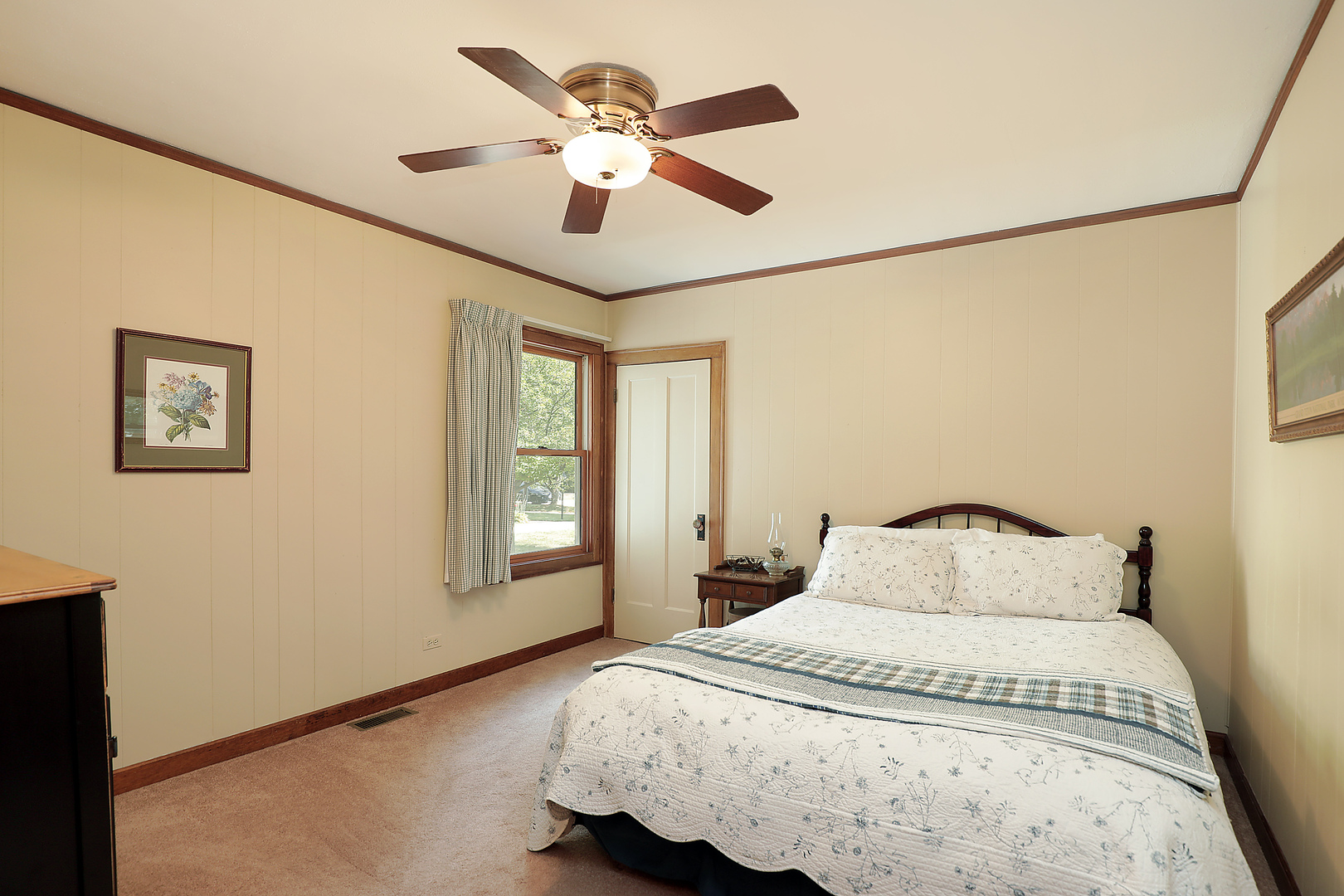 904 Frst Ave Deerfield, IL 60015