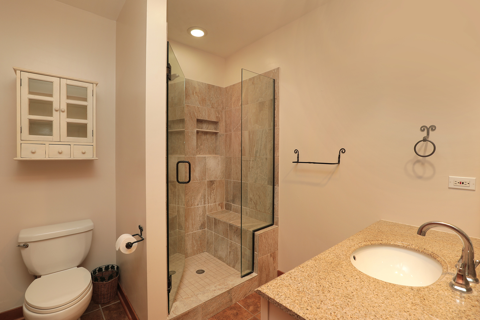 904 Frst Ave Deerfield, IL 60015