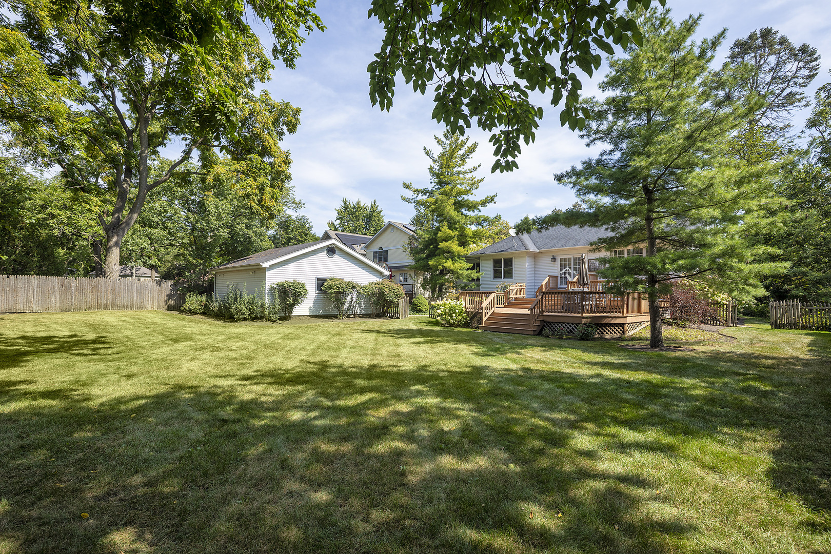 904 Frst Ave Deerfield, IL 60015