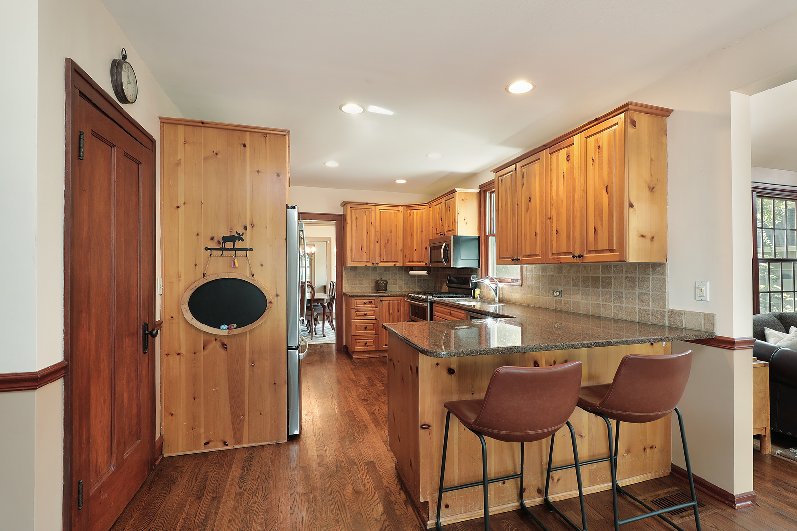 904 Frst Ave Deerfield, IL 60015