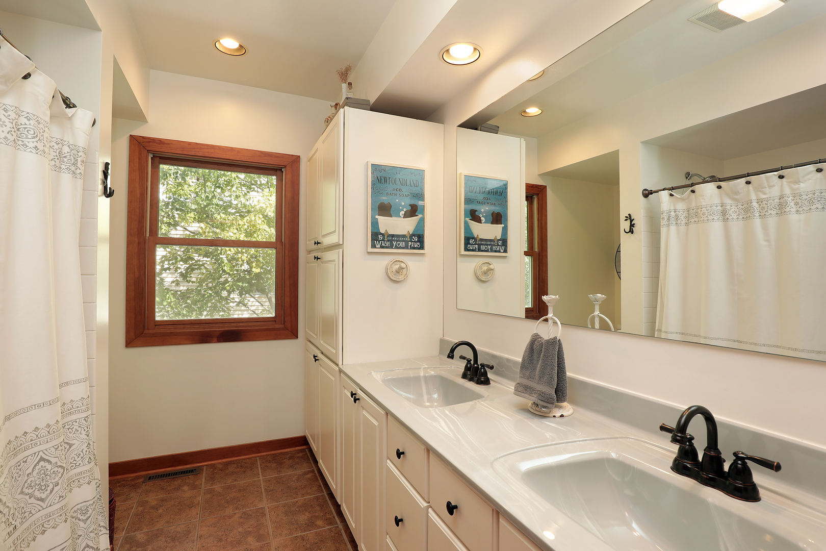 904 Frst Ave Deerfield, IL 60015