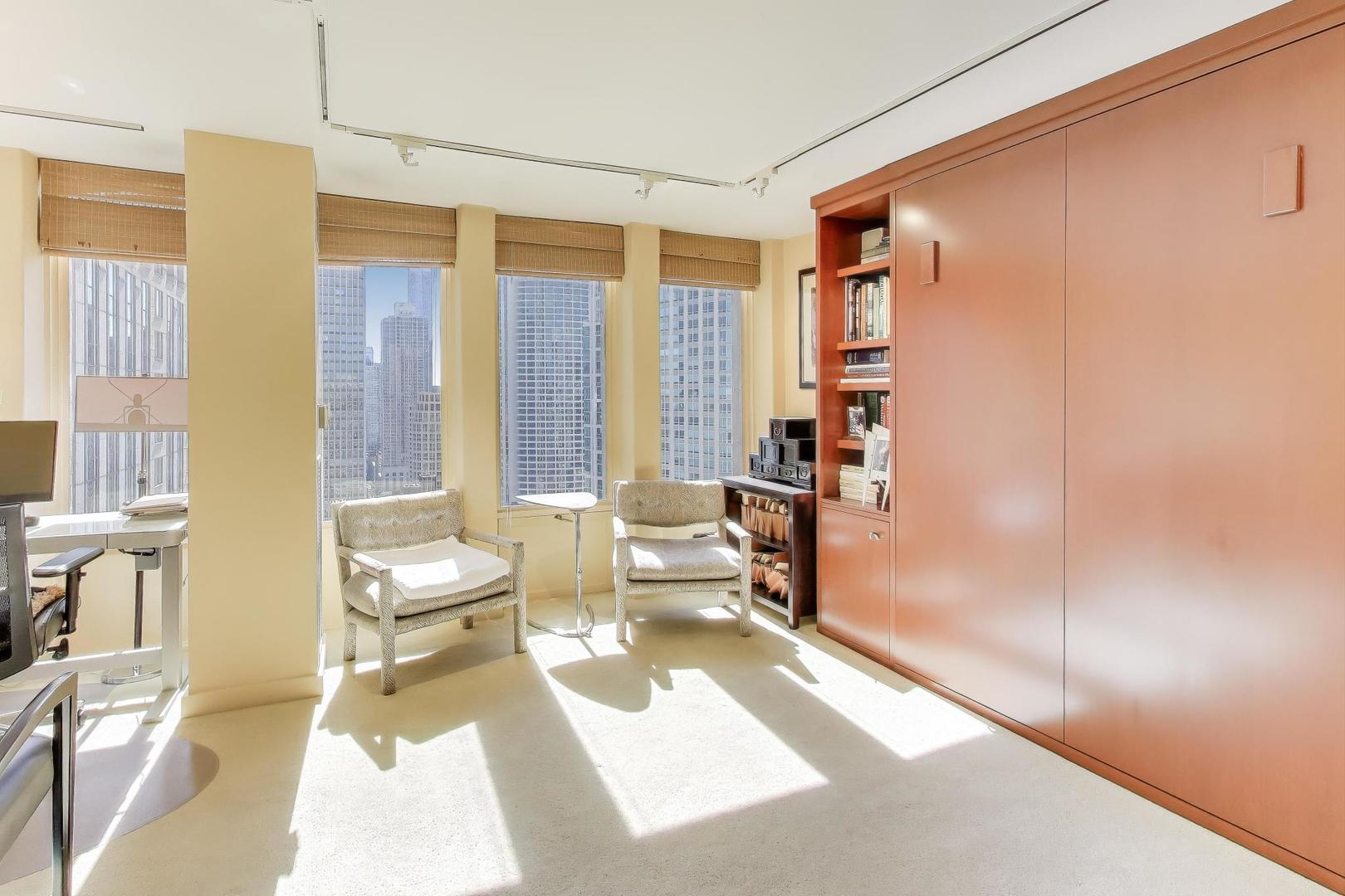 100 E Walton St #42F Chicago, IL 60611