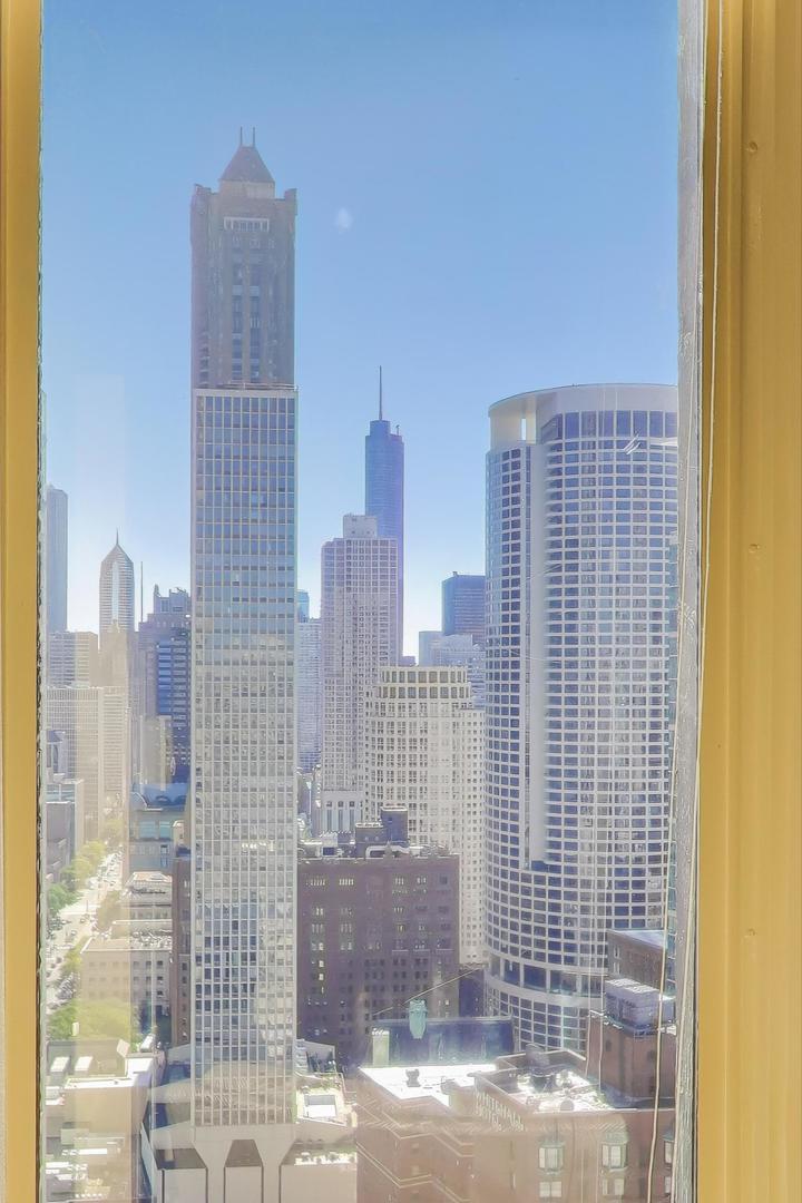 100 E Walton St #42F Chicago, IL 60611