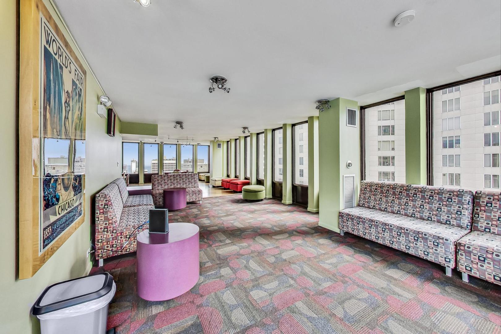 100 E Walton St #42F Chicago, IL 60611