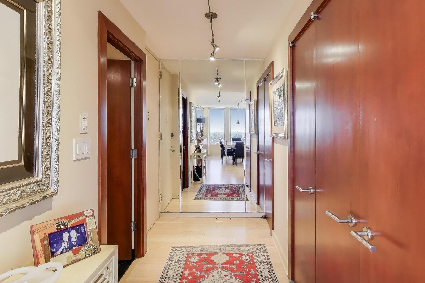 100 E Walton St #42F Chicago, IL 60611