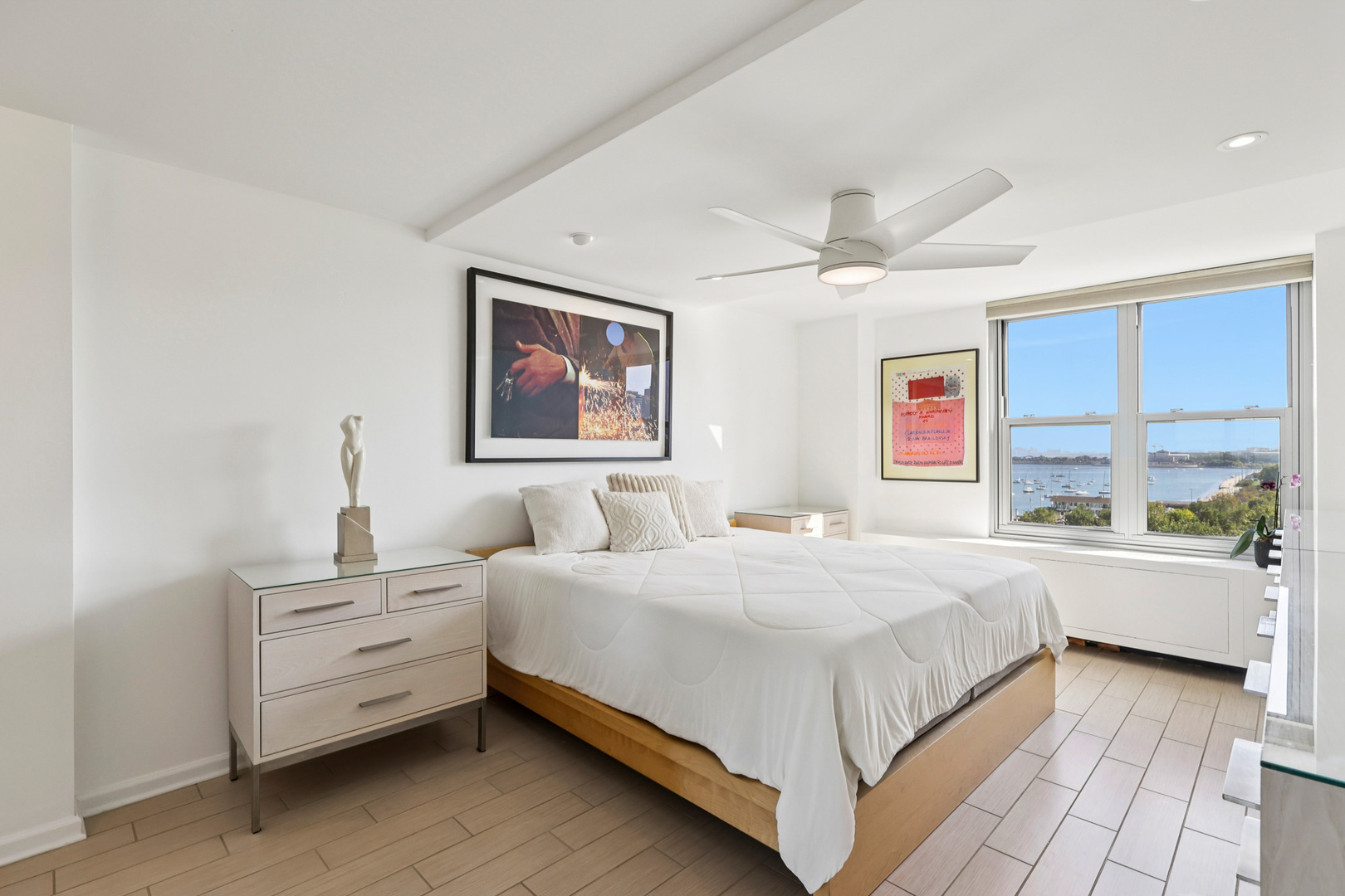 400 E Randolph St #1119-20 Chicago, IL 60601