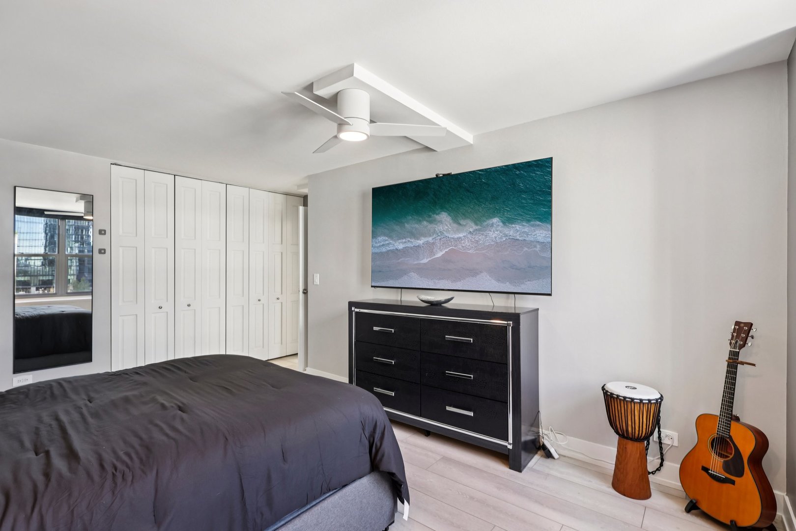 400 E Randolph St #1119-20 Chicago, IL 60601