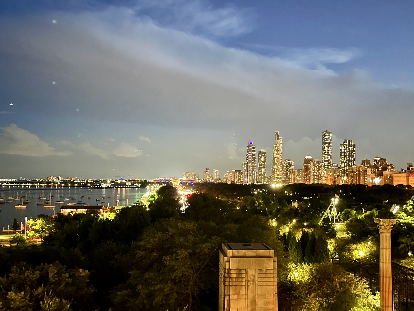 400 E Randolph St #1119-20 Chicago, IL 60601