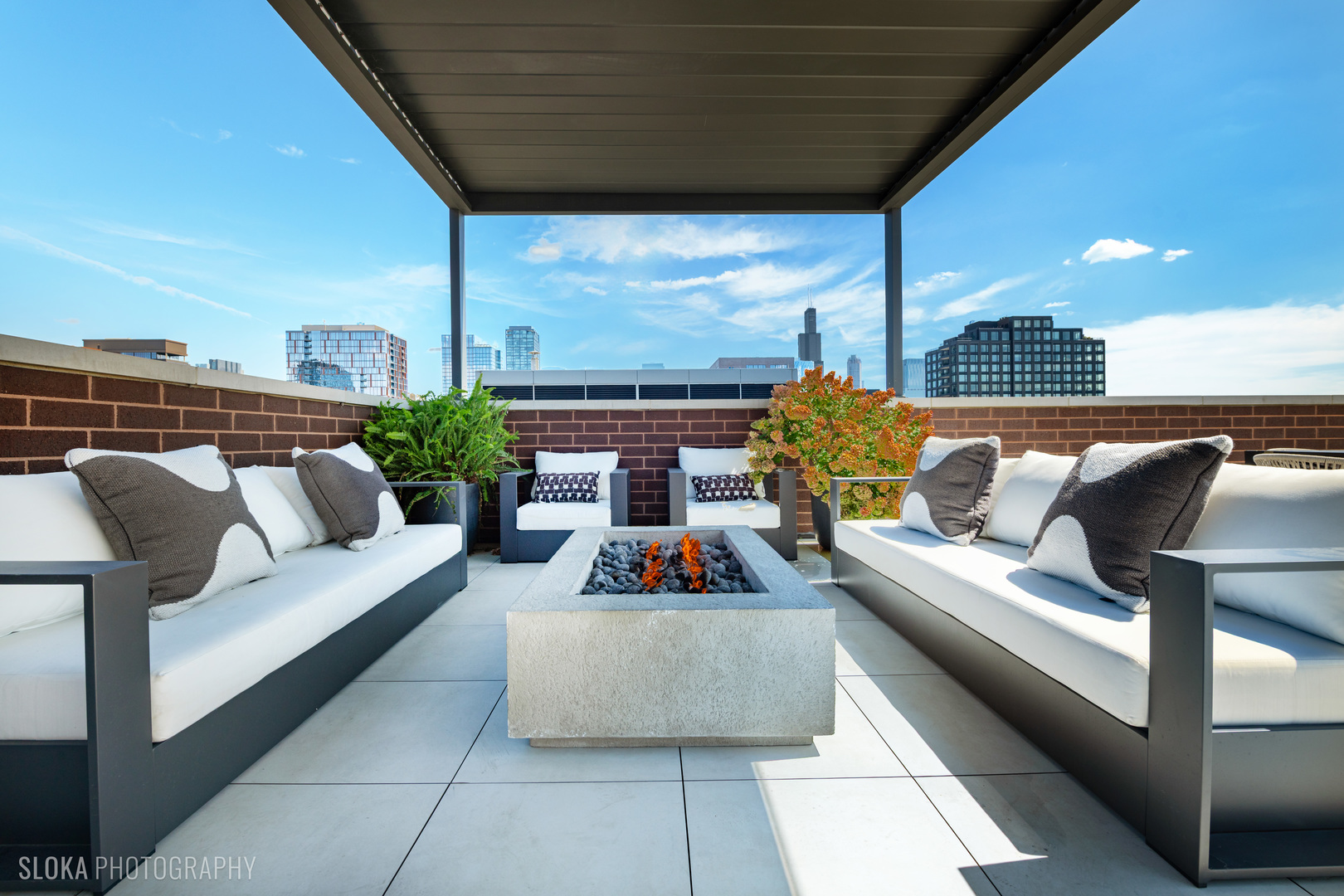 116 N Willard Ct #PH01 Chicago, IL 60607