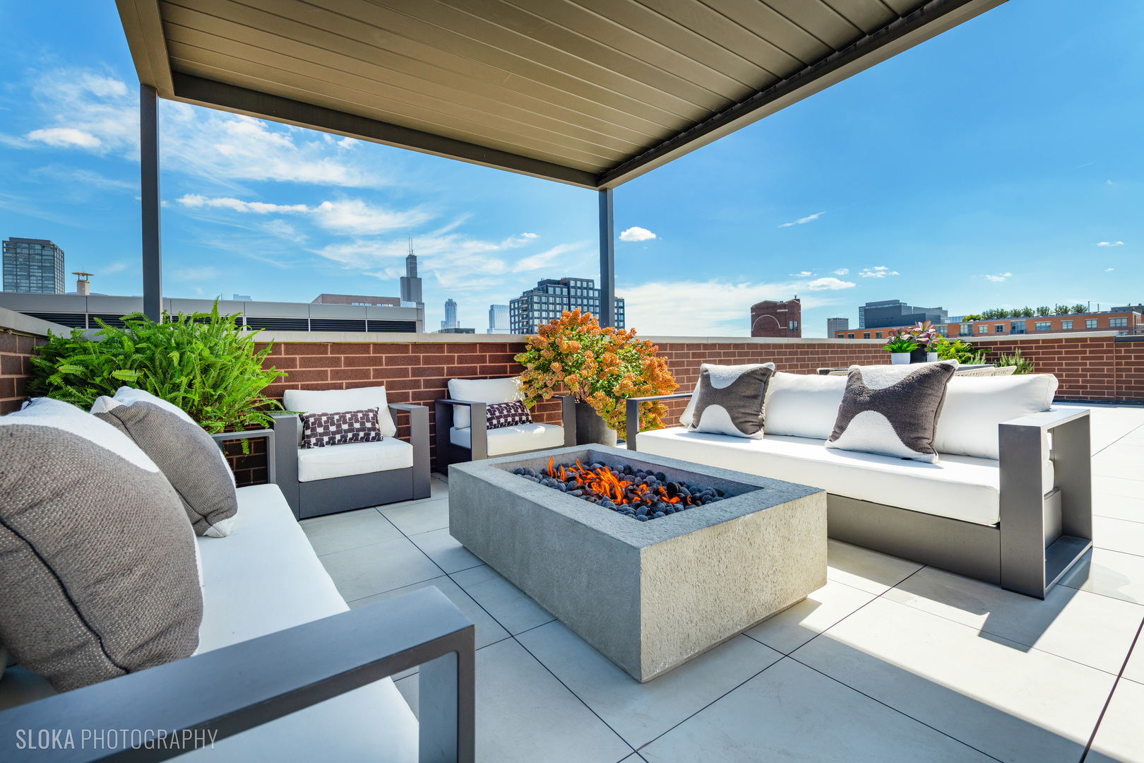 116 N Willard Ct #PH01 Chicago, IL 60607