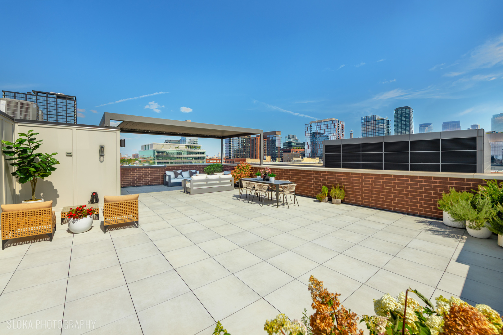 116 N Willard Ct #PH01 Chicago, IL 60607