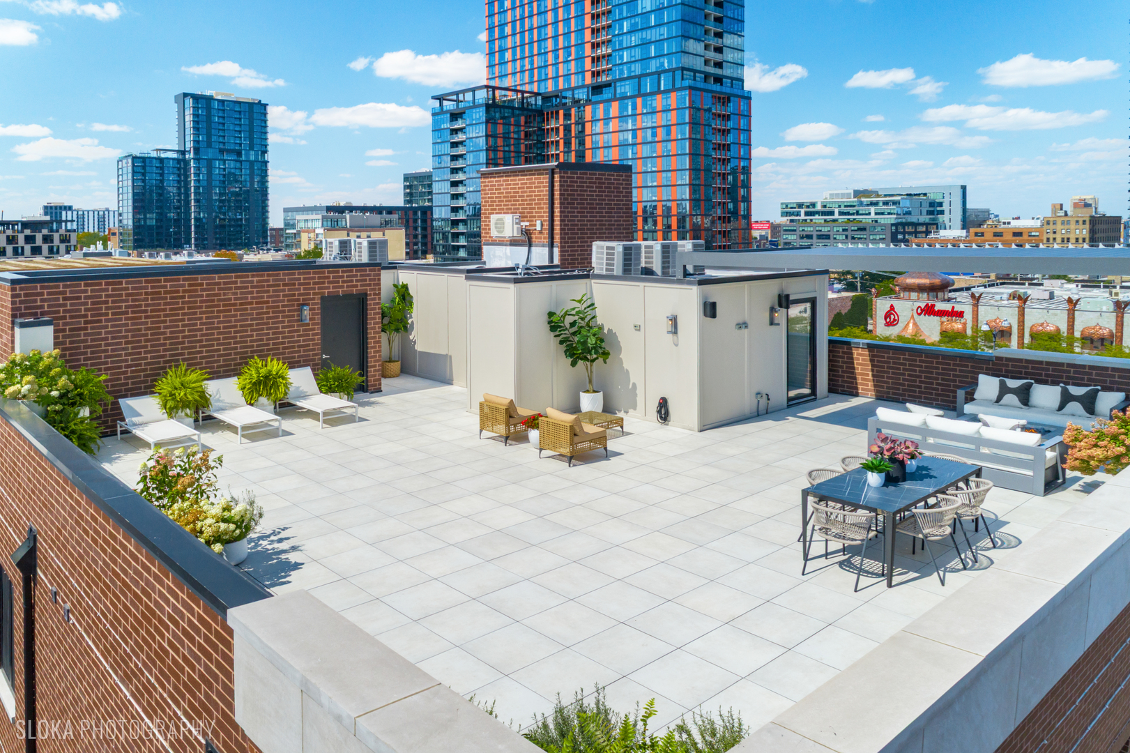 116 N Willard Ct #PH01 Chicago, IL 60607