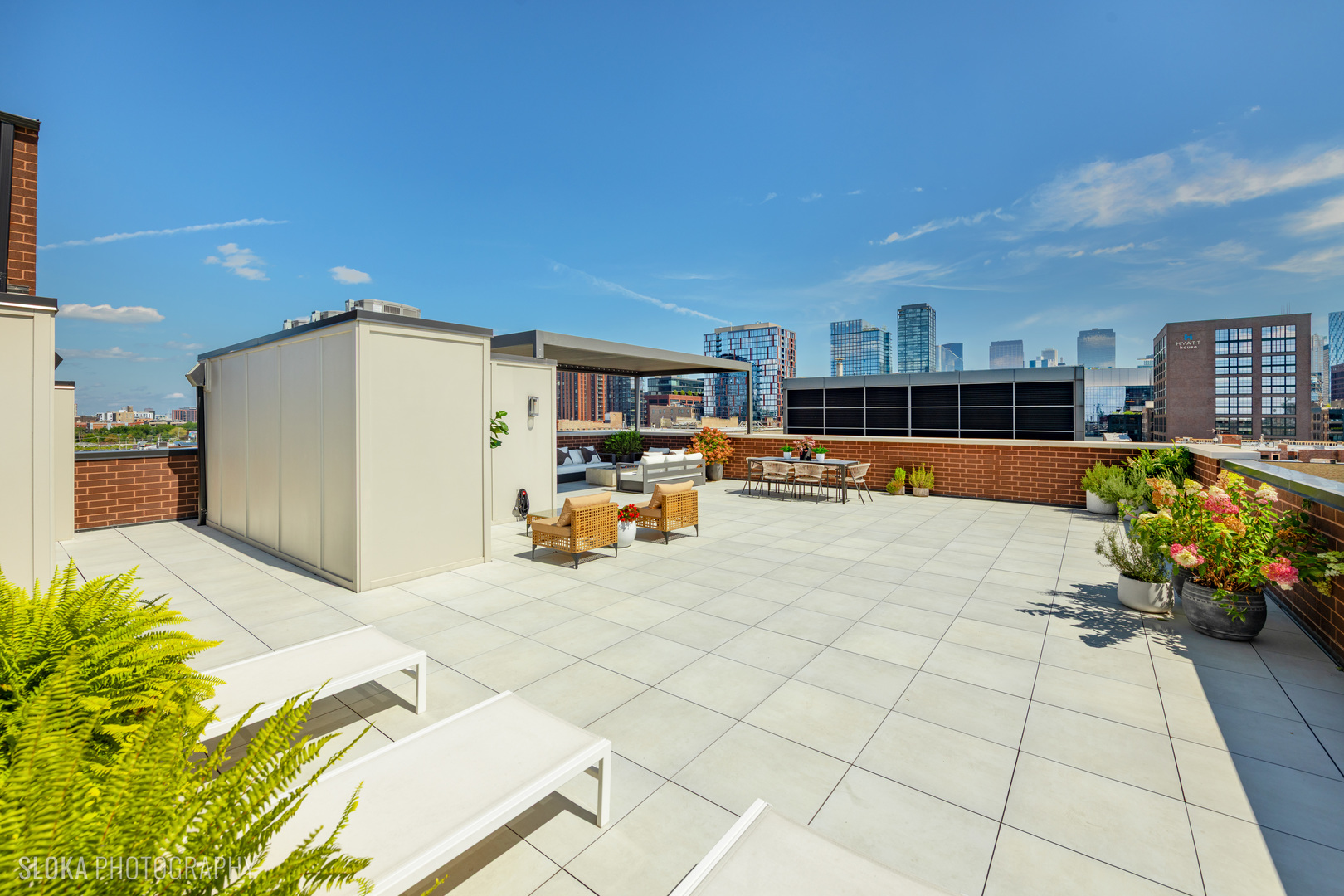 116 N Willard Ct #PH01 Chicago, IL 60607