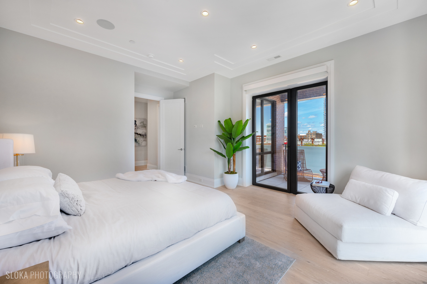 116 N Willard Ct #PH01 Chicago, IL 60607