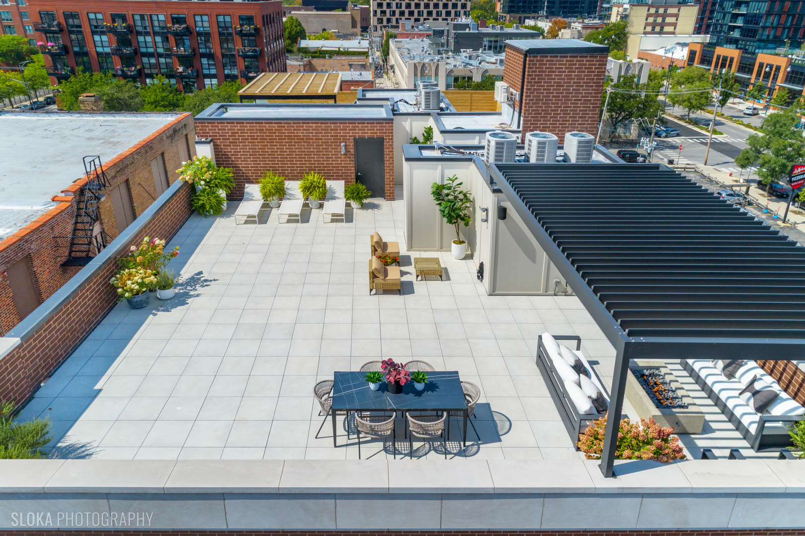 116 N Willard Ct #PH01 Chicago, IL 60607