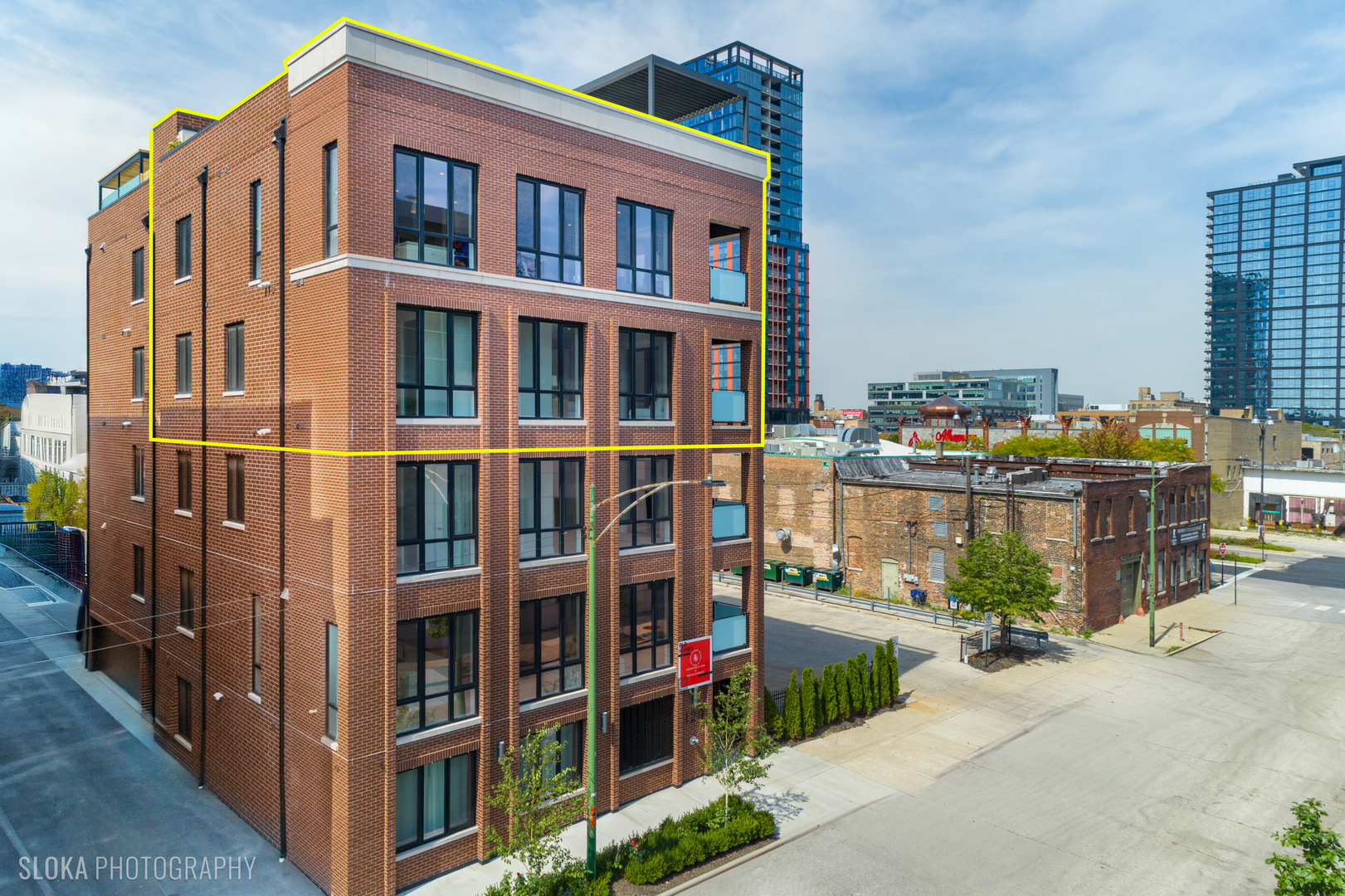 116 N Willard Ct #PH01 Chicago, IL 60607