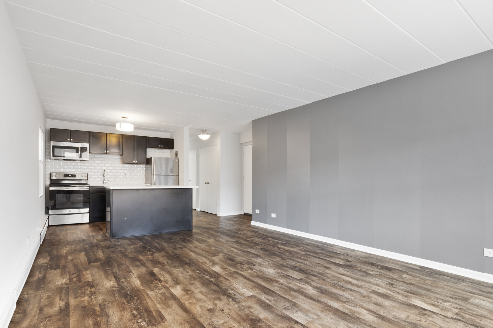 6007 N Kenmore Ave #401 Chicago, IL 60660