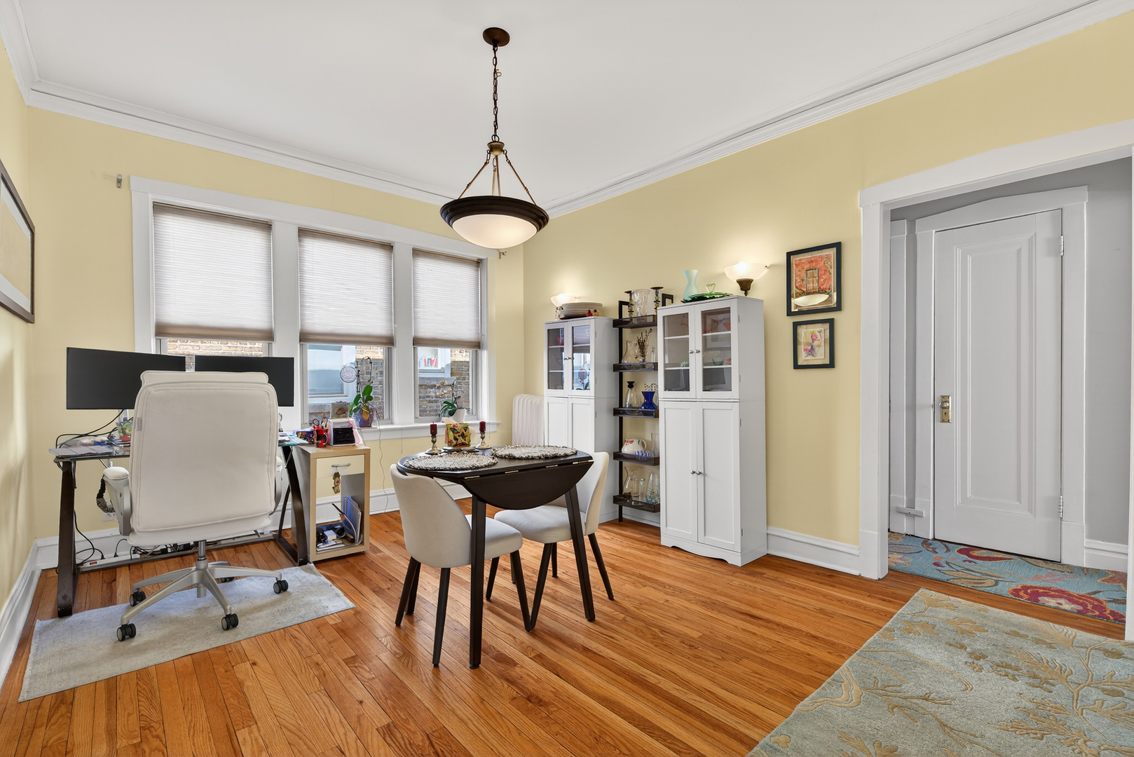 242 S MAPLE Ave #3E Oak Park, IL 60302