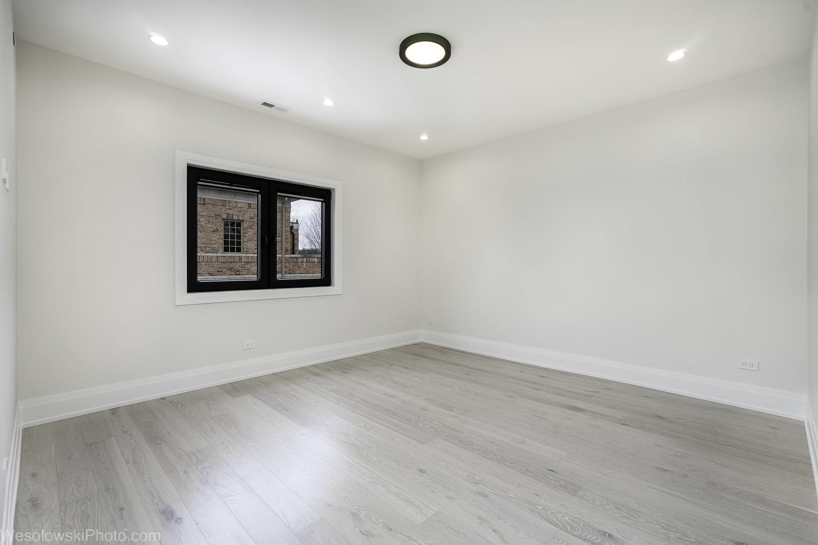 23388 N BIRCHWOOD Ln Deerfield, IL 60015