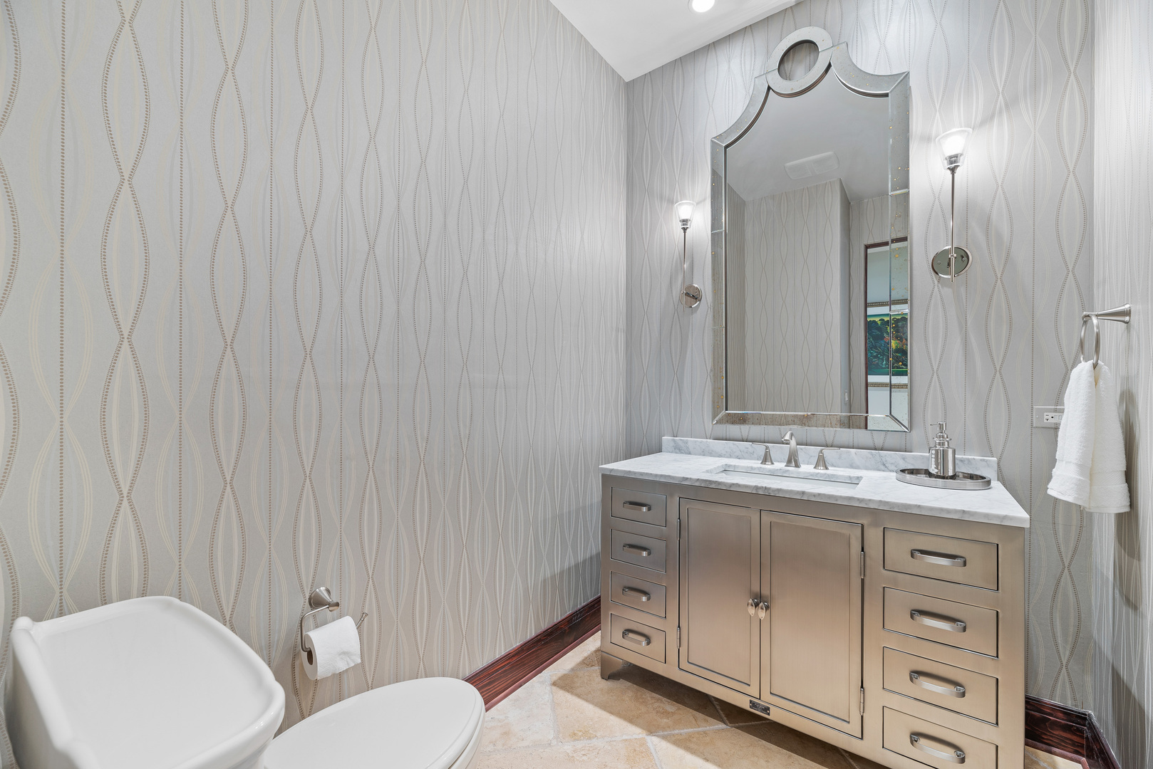 493 Hazel Ave Highland Park, IL 60035