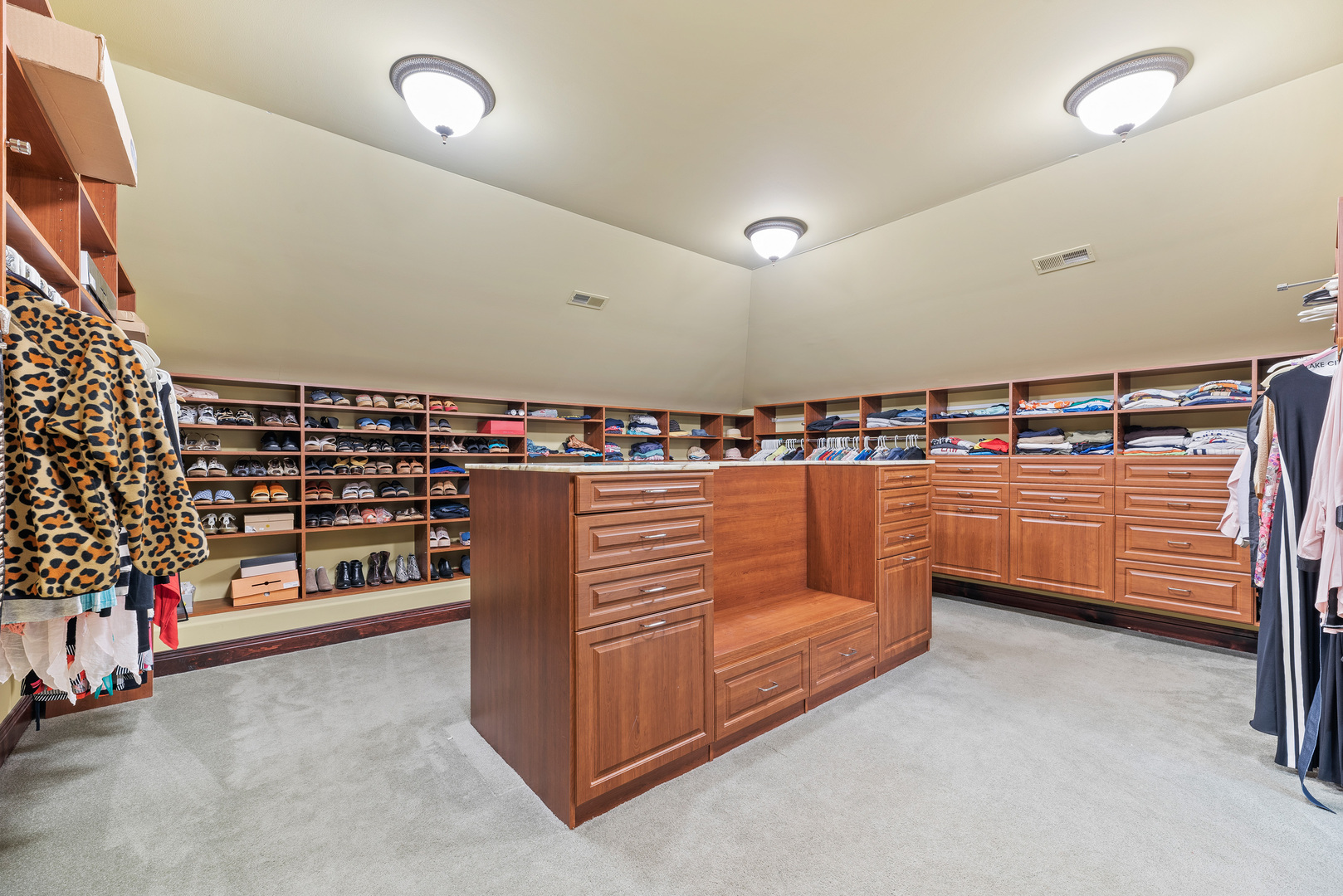 493 Hazel Ave Highland Park, IL 60035