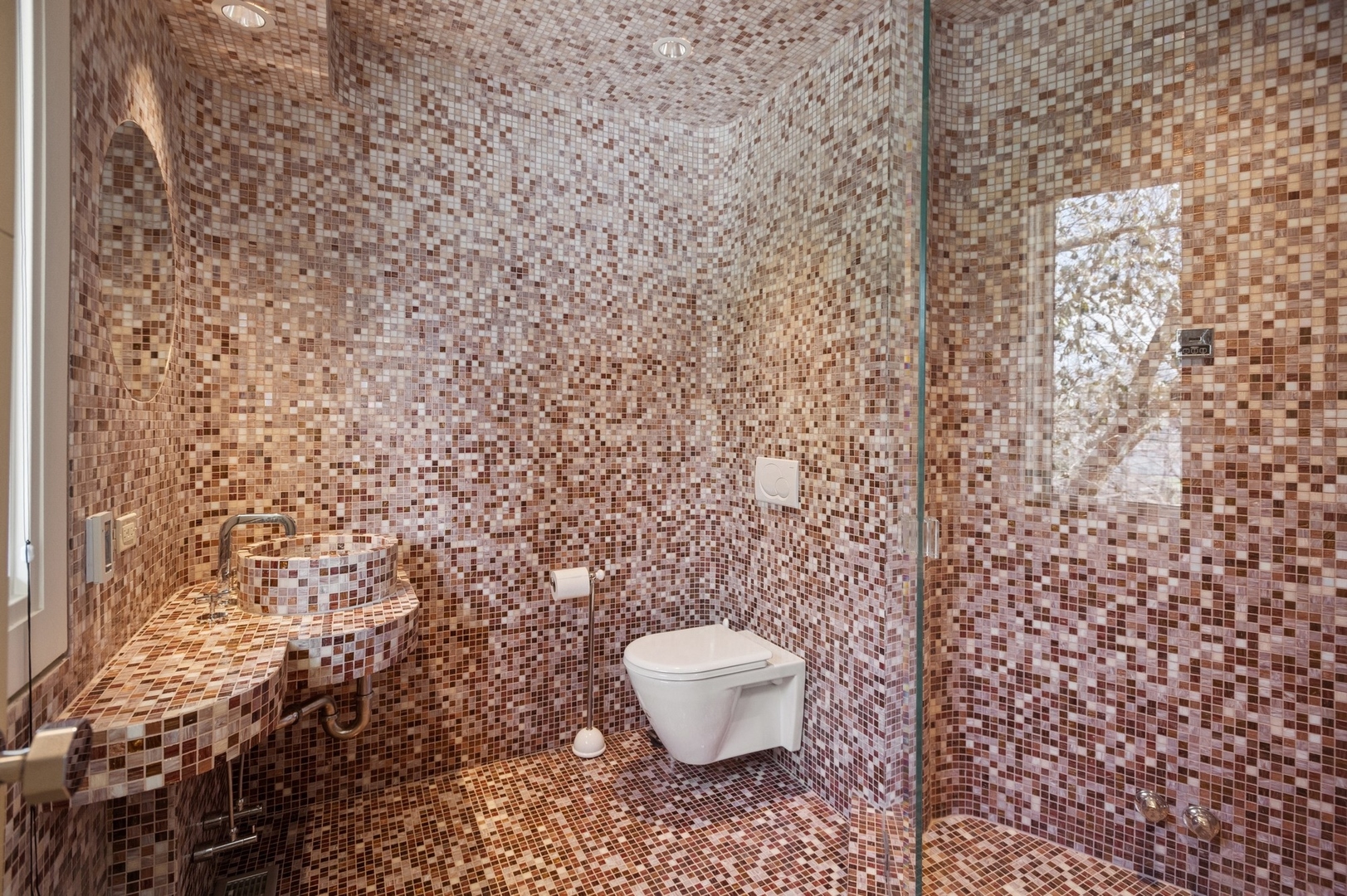 2441 Woodbridge Ln Highland Park, IL 60035