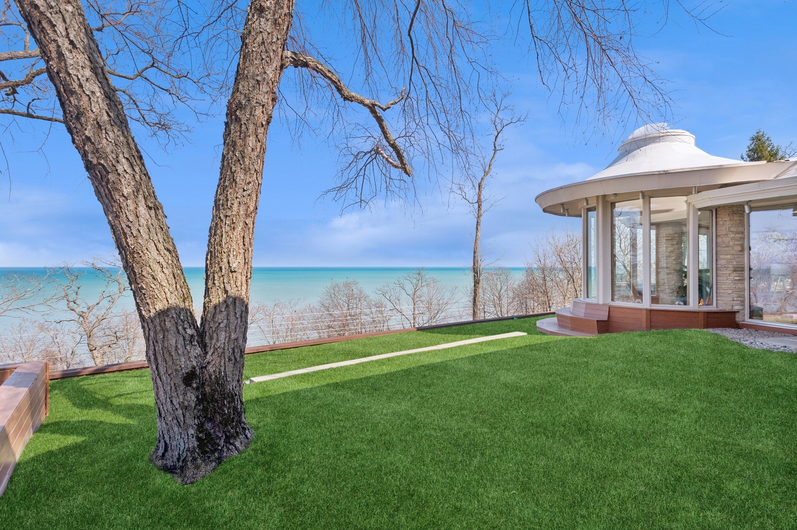 2441 Woodbridge Ln Highland Park, IL 60035