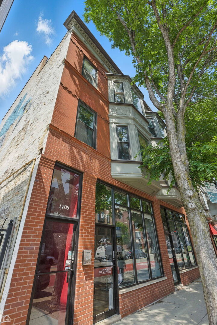 1708 W Chicago Ave #3