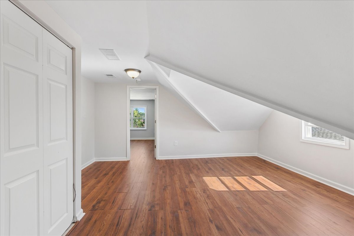 1015 Oakland Ave Joliet, IL 60435