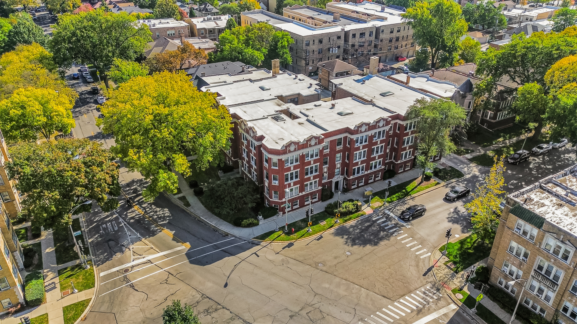 404 S Lombard Ave #1 Oak Park, IL 60302